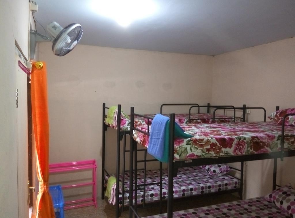 Jogja Backpacker Home Джок'якарта Екстер'єр фото
